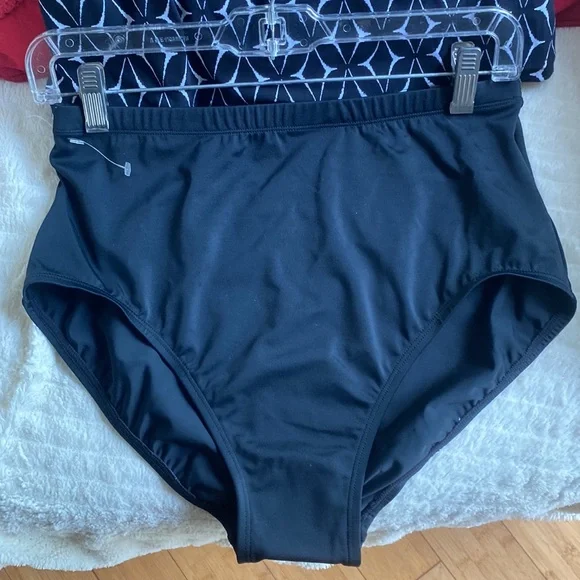 Gottex 2 Piece Swimsuit Underwire Adjustable Bra Straps New With Tags